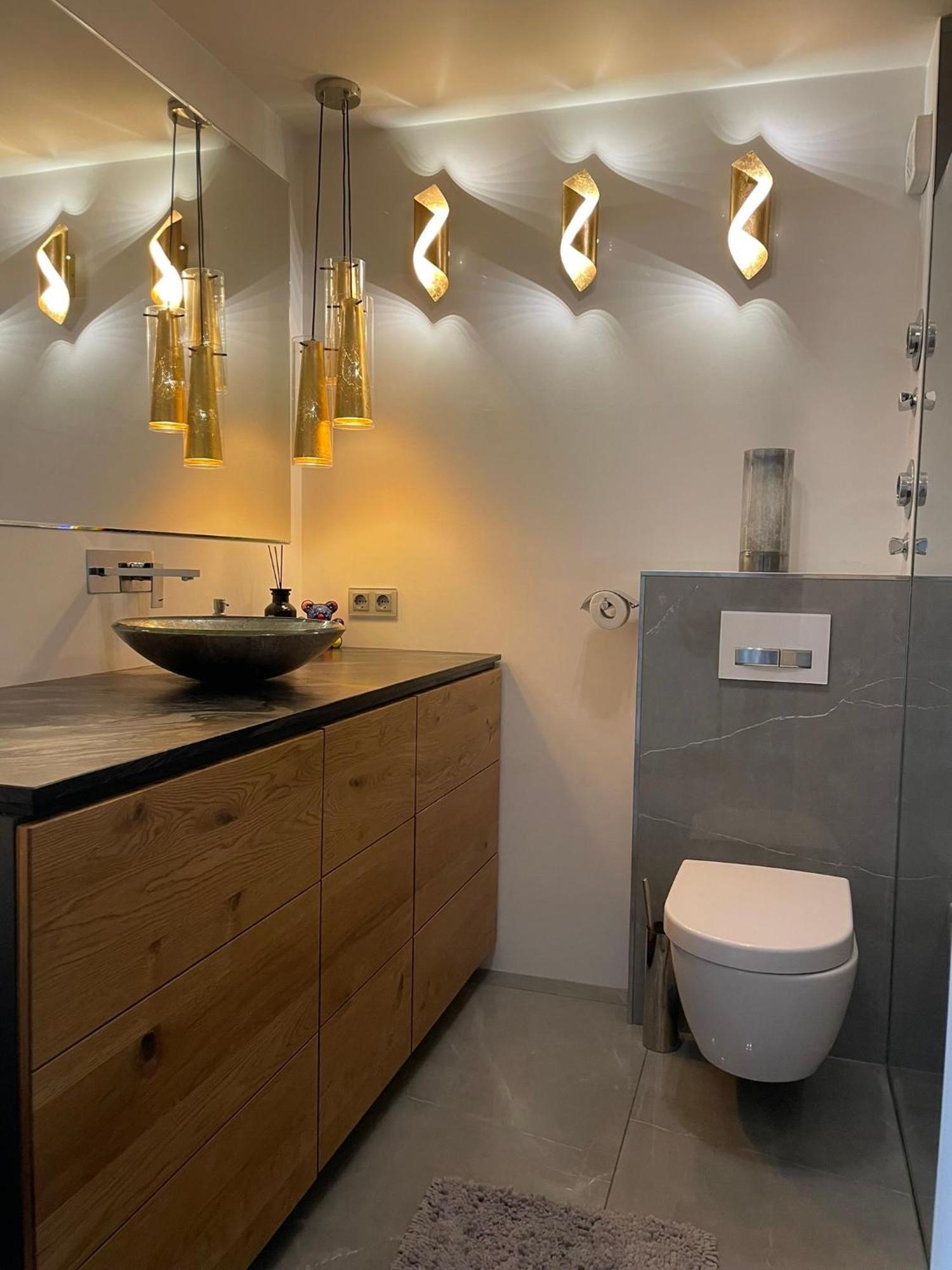 Luxurious 2 Bedroom Old Apartment Munich